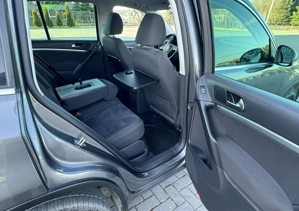 Volkswagen Tiguan cena 52900 przebieg: 195000, rok produkcji 2012 z Puławy małe 379